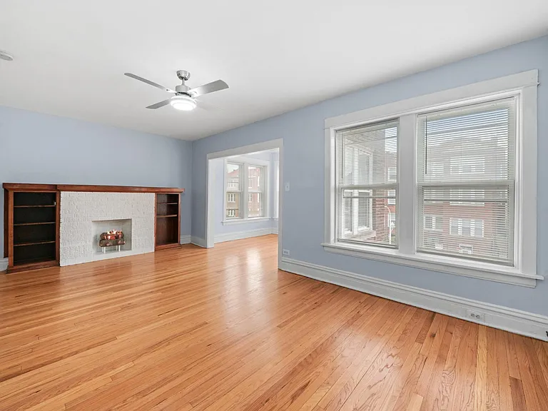 2056 W Birchwood Ave #2 — Photo 2