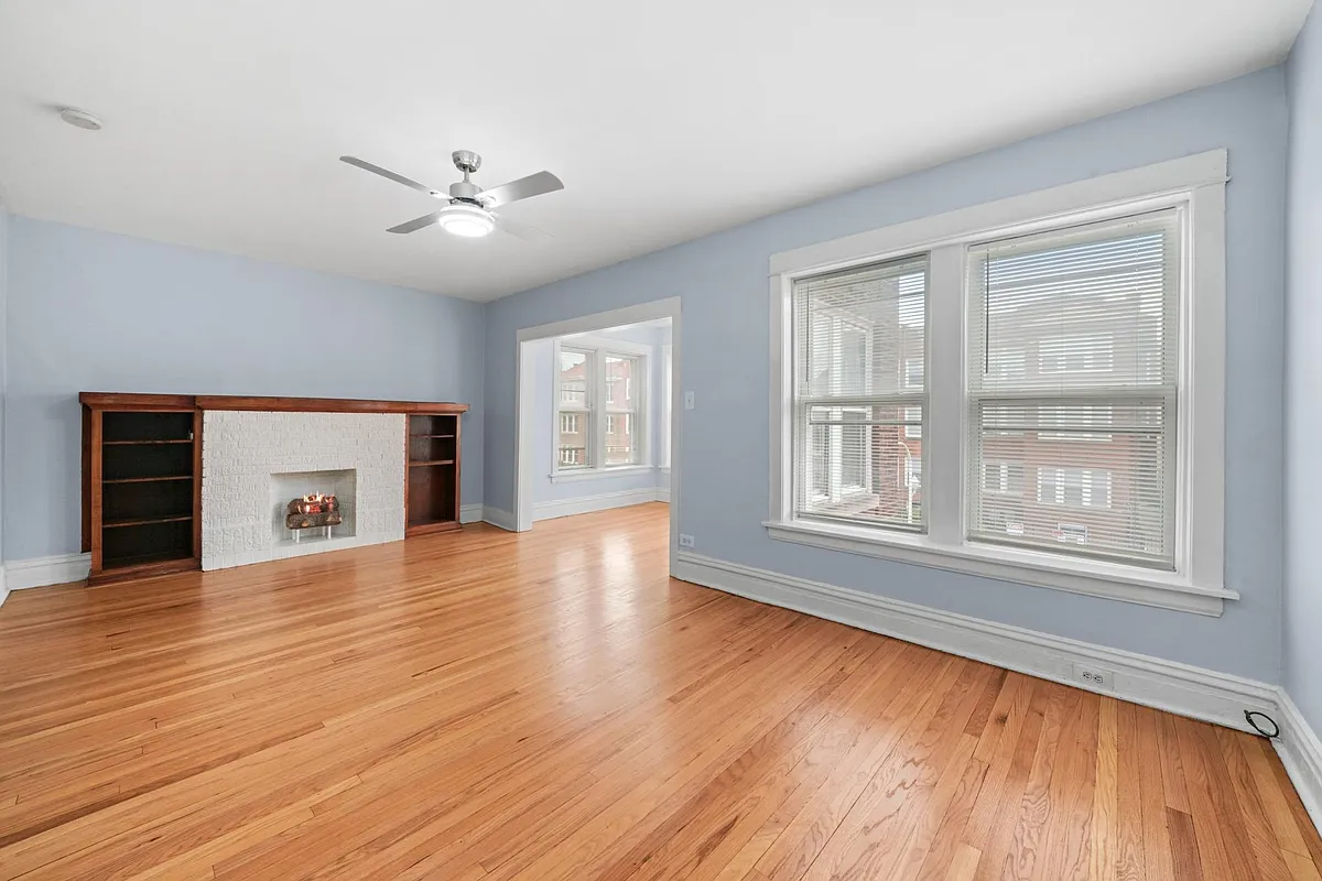 Building Photo - 2056 W Birchwood Ave #2