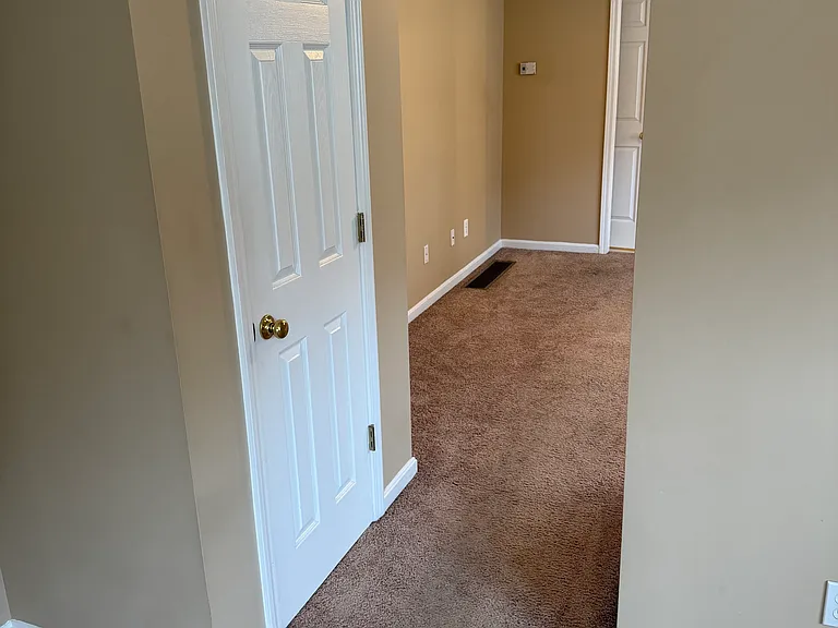 318 W Kenwood Way #1 — Photo 21