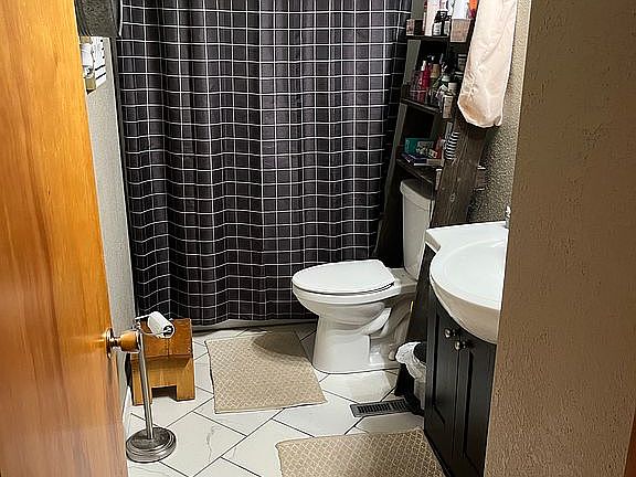 Bathroom main level 