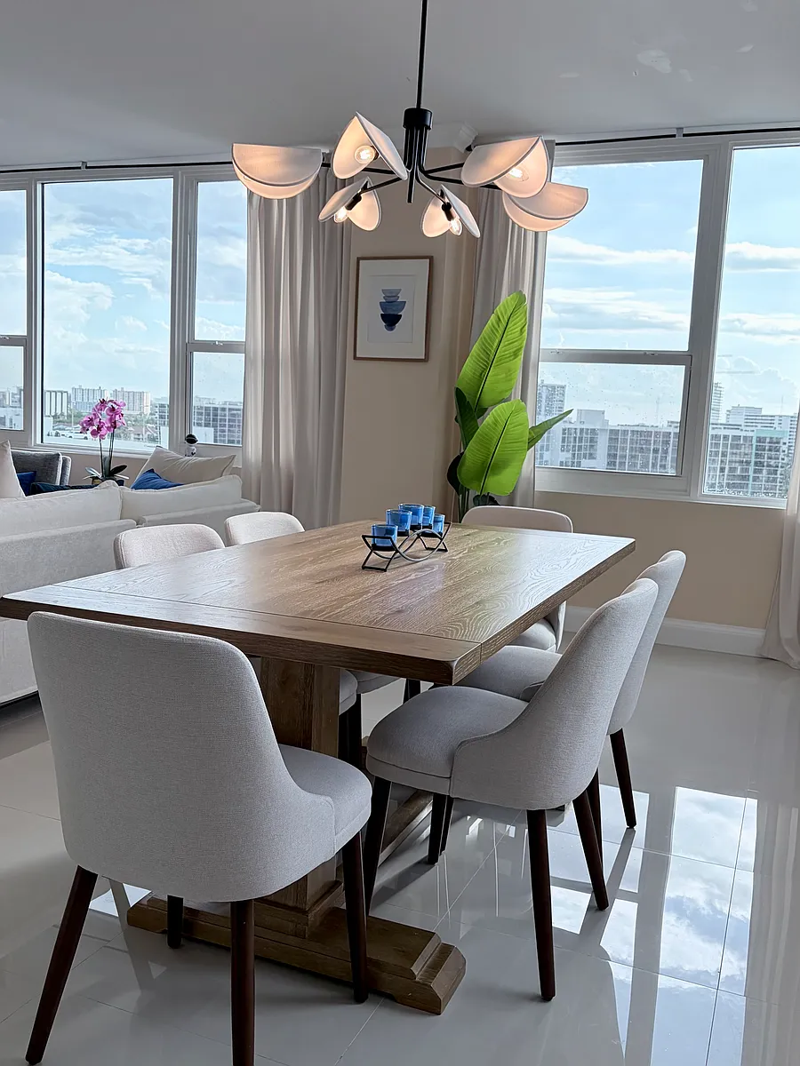 Building Photo - 3505 S Ocean Dr #1105