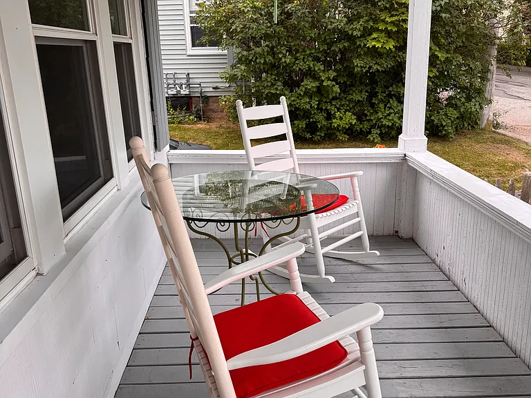 34 Angell Ave — Photo 4