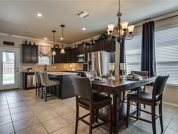 5th image of 10416 Hidden Haven Dr