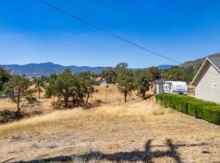 21120 White Pine Dr, Tehachapi, CA 93561