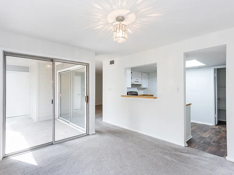 46 Little Silver Ct SE #46 — Photo 10