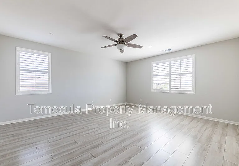 34065 Helenium St — Photo 10