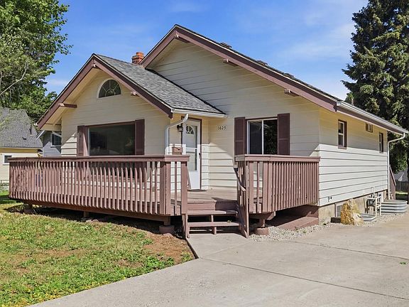 3rd image of 1623 E 15th Ave