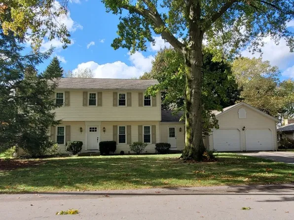 1414 Drake Dr, Erie, PA 16505