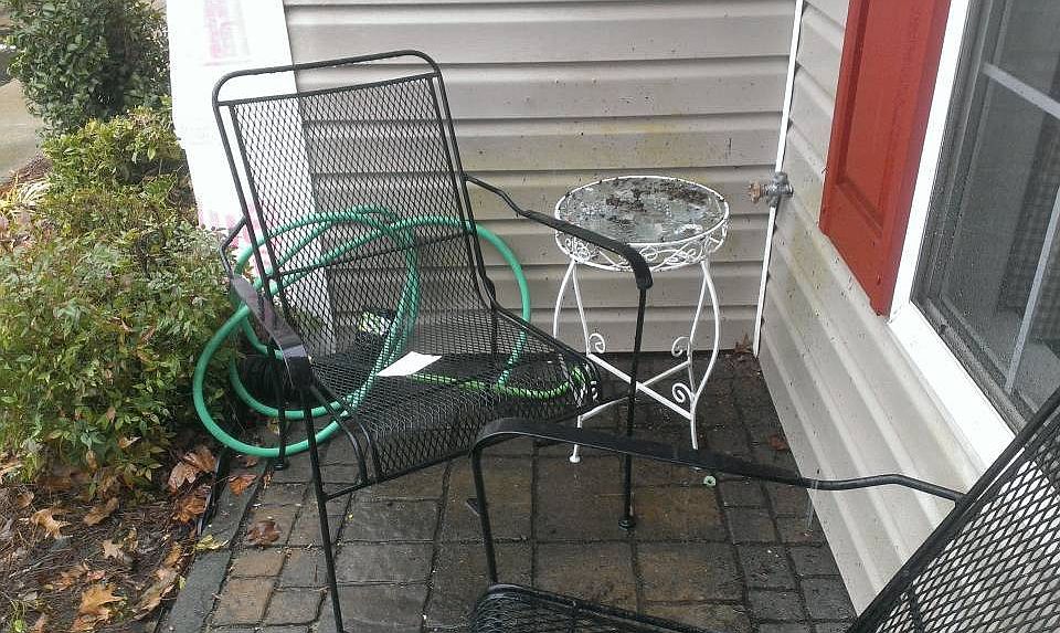 2nd image of 702 Campbell Gardens Rd