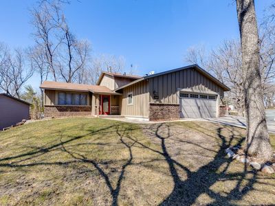 15044 Woodhill Trl, Eden Prairie, MN, 55346