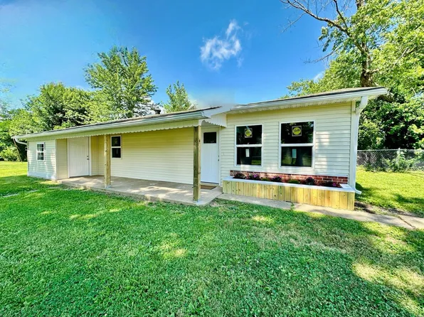 220 E Highway B, Raymondville, MO 65555