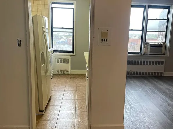 140-10 84th Dr #6G, Jamaica, NY 11435