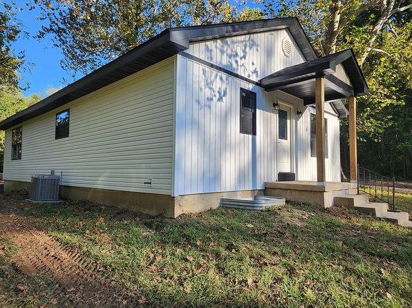 1645 Jones Hollow Rd