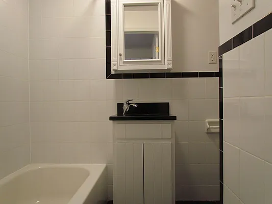 Rented by Landmark Real Estate | media 20