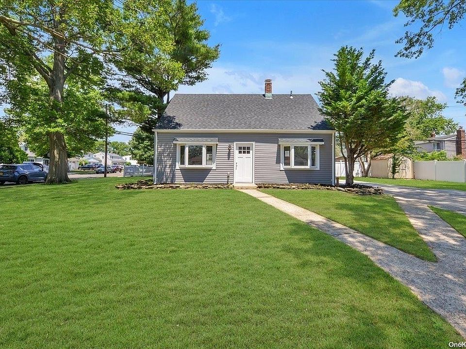 1st image of 17 Clover Lane