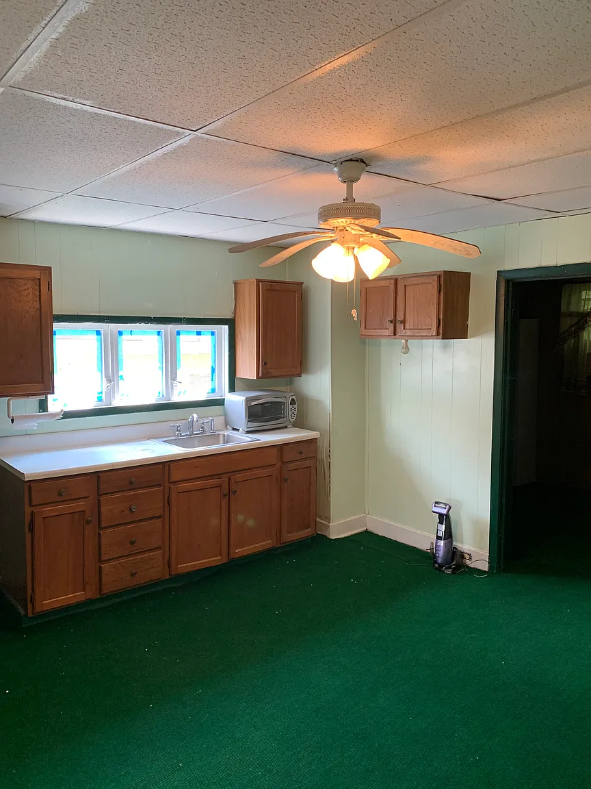931 Crescent Ave photo 1