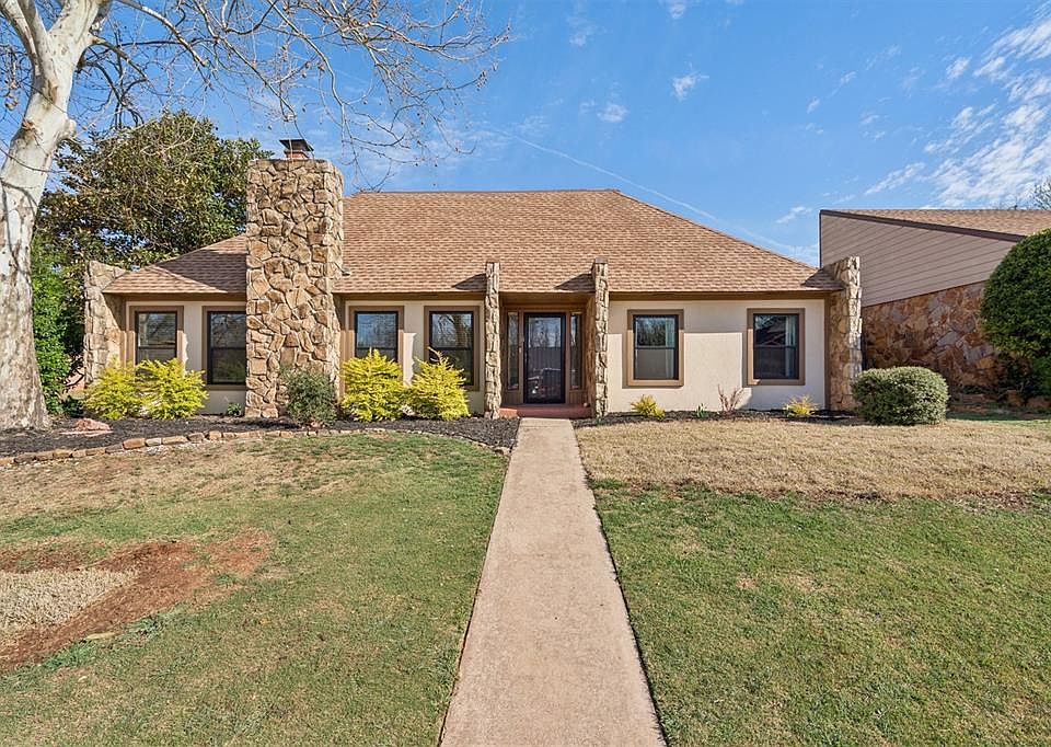 1st image of 3257 Raintree Rd