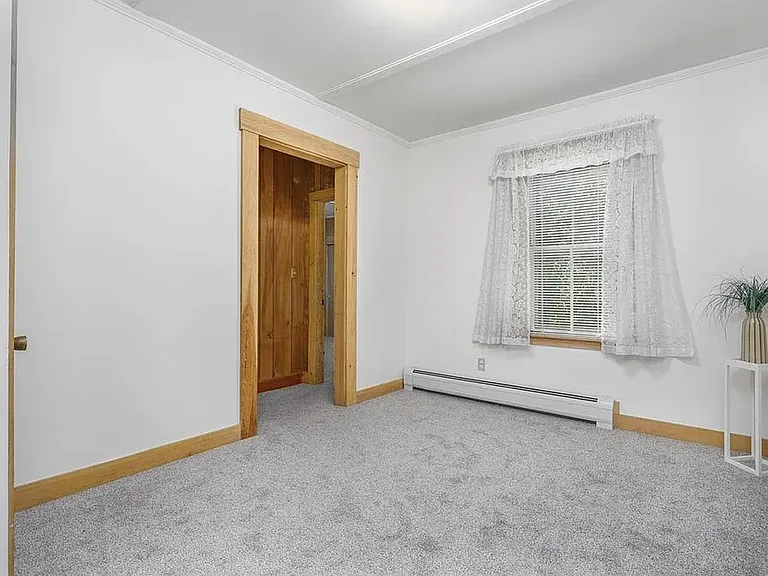 54 Maple St — Photo 9