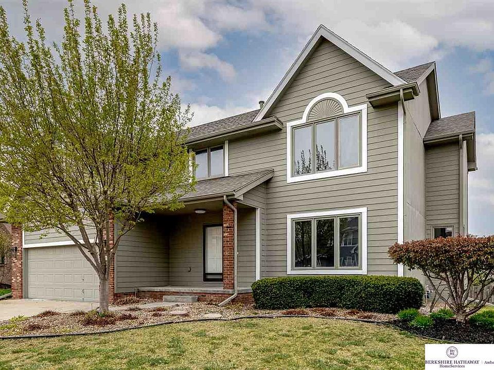 1st image of 5016 N 135th Ave