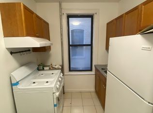 30-86 35th St #2, Astoria, NY 11103