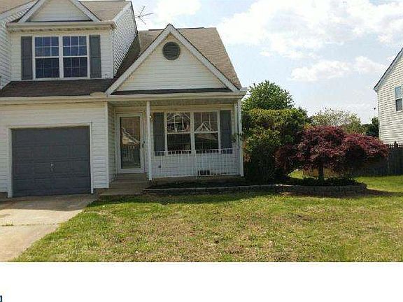 2nd image of 108 Redden Ln