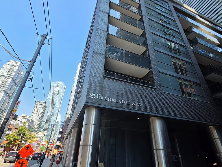 295 Adelaide St W #1017 — Photo 1