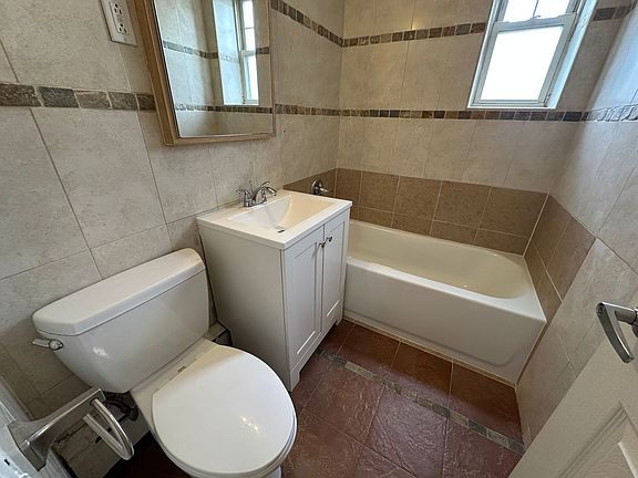 4th image of 2465-67 John F Kennedy Blvd #7H