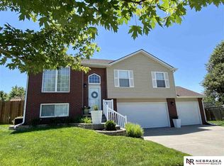 1721 Ruby Rd, Lincoln, NE 68512