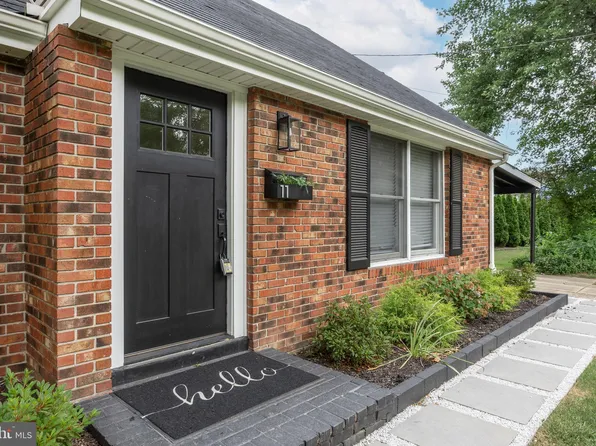11 E Sutton Ave, Moorestown, NJ 08057