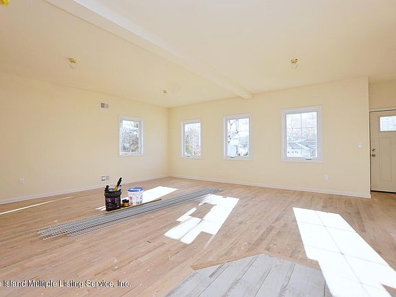 4th image of 57 Osborn Ave