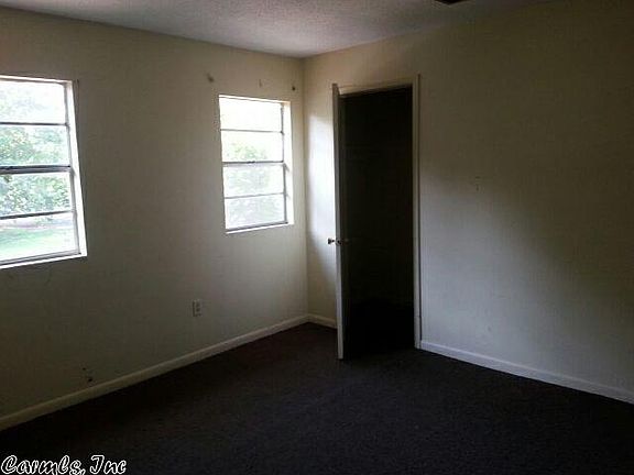 5th image of 3609 American Manor Dr