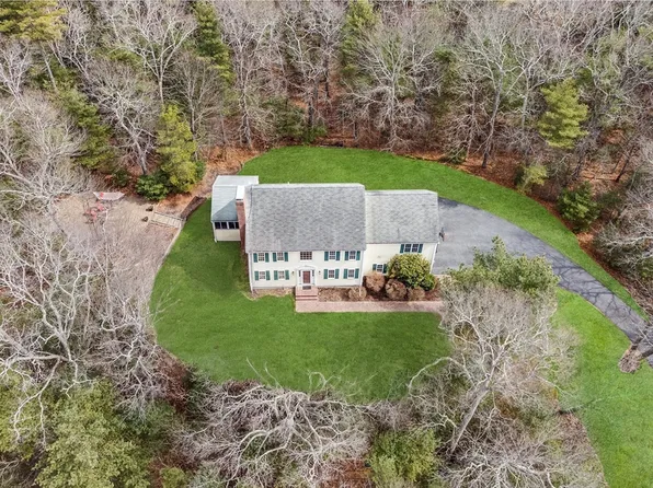 30 Millstone Ln, Middleboro, MA 02346