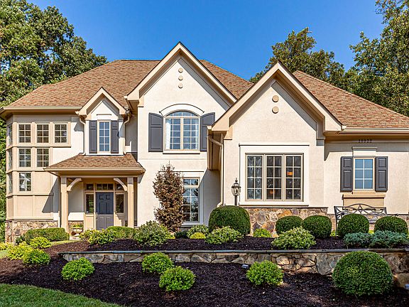 2nd image of 10922 Shallow Creek Dr