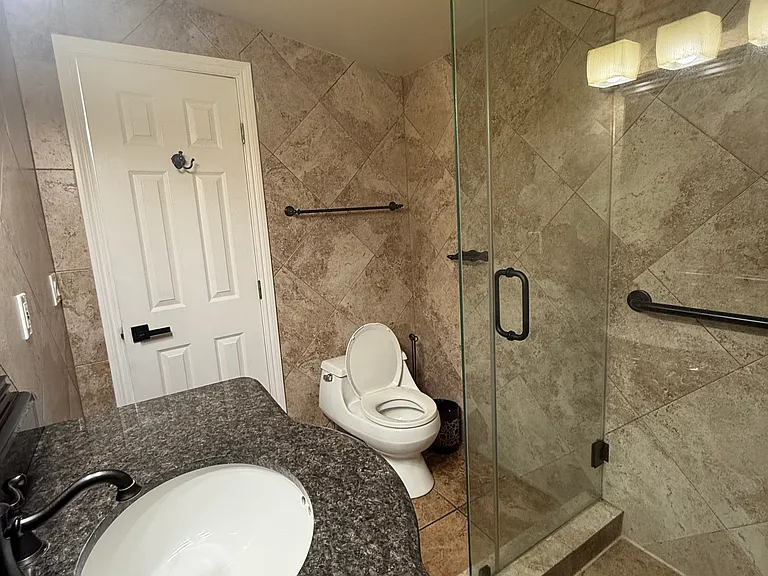 1125 Stanley Ave — Photo 12