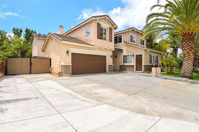 1st image of 26268 Palm Tree Ln