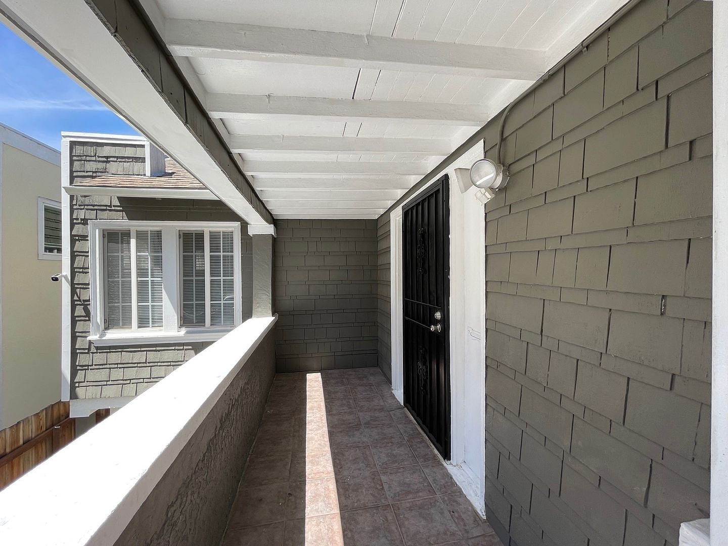 2535 Wallace St, Oakland, CA 94606 Zillow