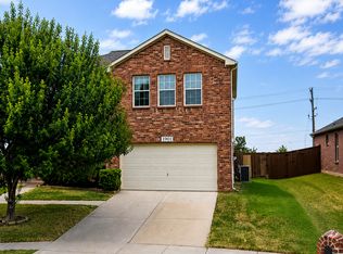 1901 Cliffrose Dr, Little Elm, TX 75068