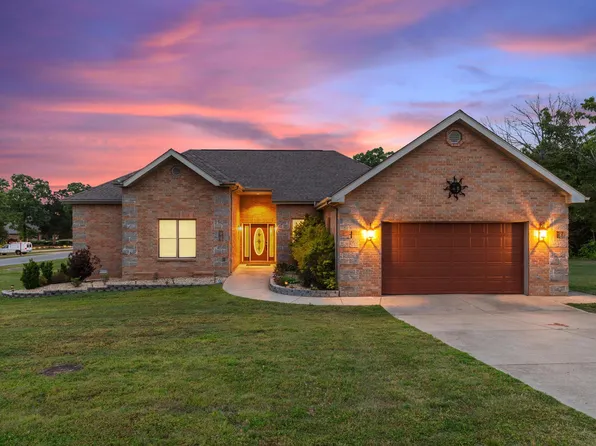 1701 Inverness Dr, Mountain Home, AR 72653