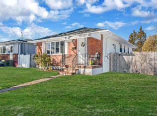 221 Amsterdam Avenue, West Babylon, NY 11704