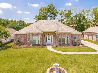 13217 Cole Dr, Gonzales, LA 70737