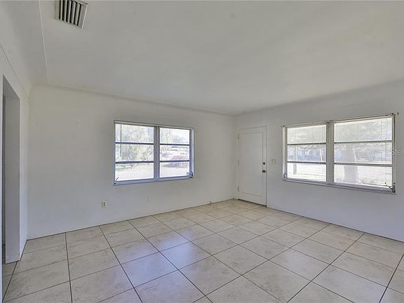 5th image of 5401 38th Ave N