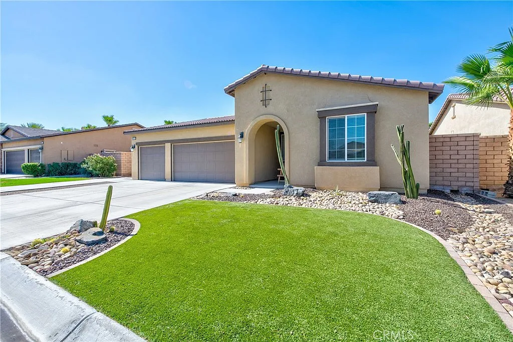 4 bed, 2793 sqft, $3,400 — Photo 1