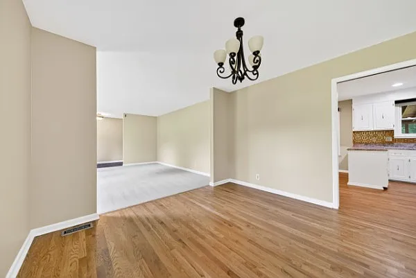121 Caldwell Dr — Photo 15