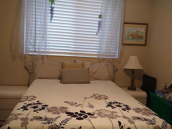 4th image of 3040 Holiday Springs Boulevard #105