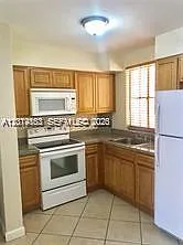 6045 NW 186th St #116 — Photo 9
