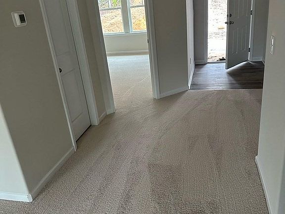 2nd image of 109 Crown Ct