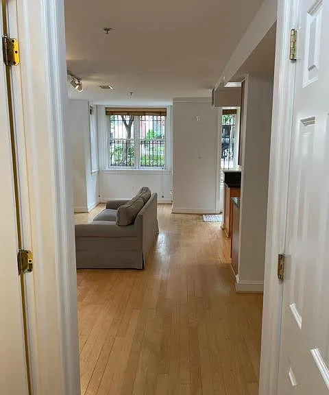 1340 Q St NW #T2 — Photo 12