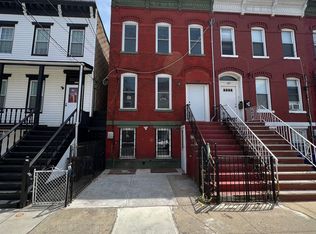 188 Van Horne St #1, Jersey City, NJ 07304