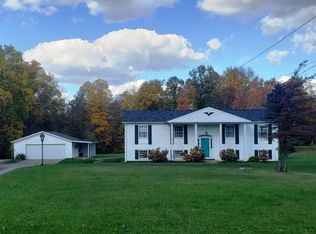 9220 Willson Dr, Chagrin Falls, OH 44023