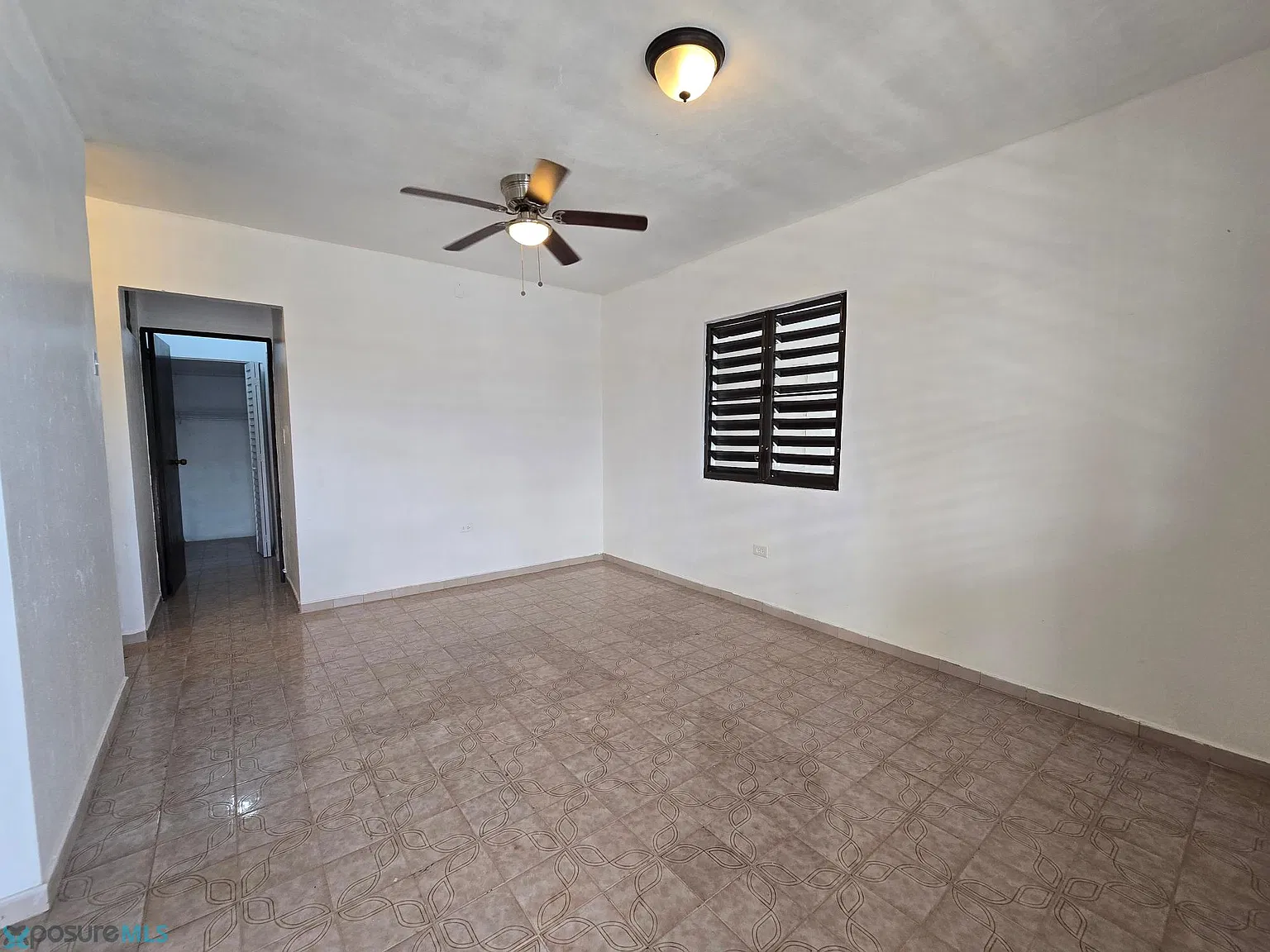 2 bed, 1.0 bath, 560 sqft, $1,000 — Photo 4